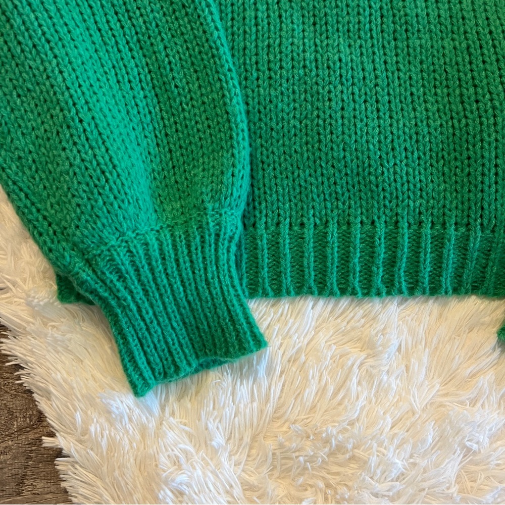 Pink Lily Vibrant Green Crew Neck Knit Sweater - Large - Picture 2 of 6
